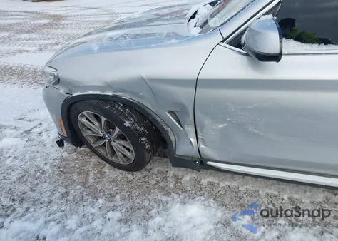 2019 BMW X3 xDrive30I z USA, uszkodzony, nr VIN 5UXTR9C51KLD99180